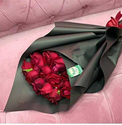 دسته گل رز قرمز کوچک 152
