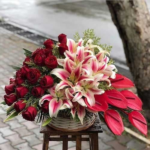 سبد گل اداری 345