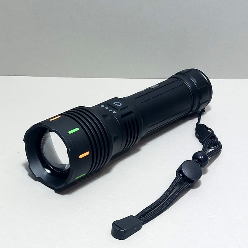 چراغ قوه مدل Small Sun ZY T700 — تصویر ۶