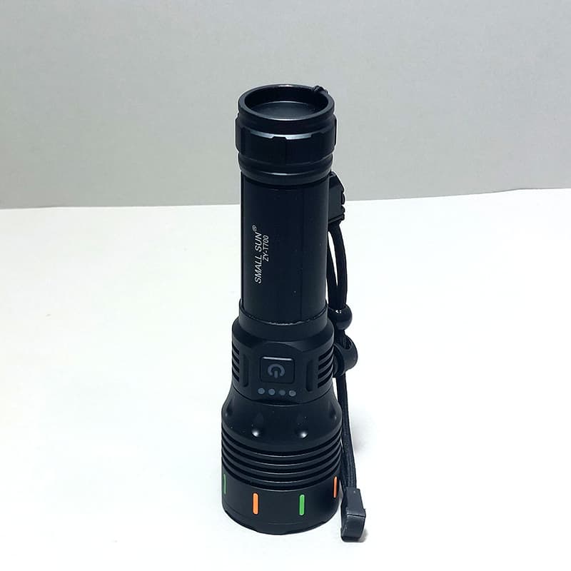 چراغ قوه مدل Small Sun ZY T700 — تصویر ۹