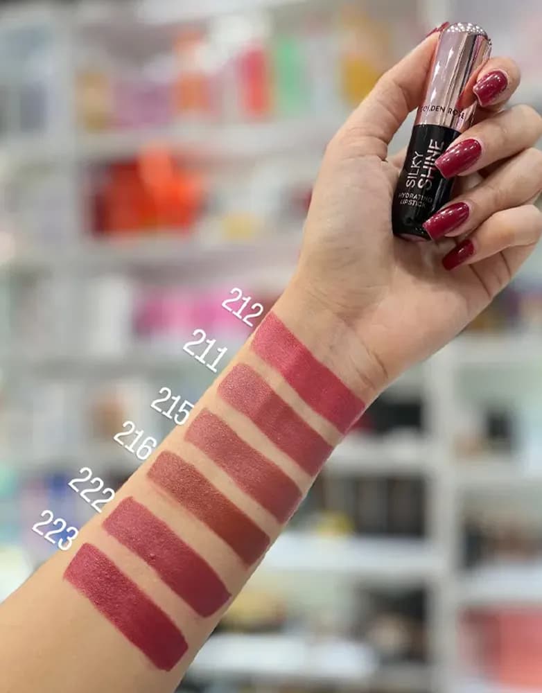 رژ لب جامد گلدن رز مدل SILKY SHINE — تصویر ۵