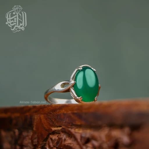 انگشتر نقره زنانه با نگین عقیق سبز کد523