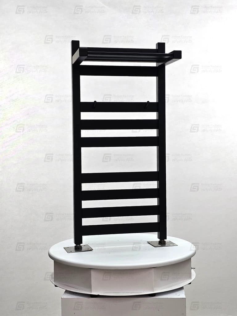 حوله خشک کن استیل مدل طاقچه دار فلت با آویز لباس ابعاد 50×80 سانتی متر