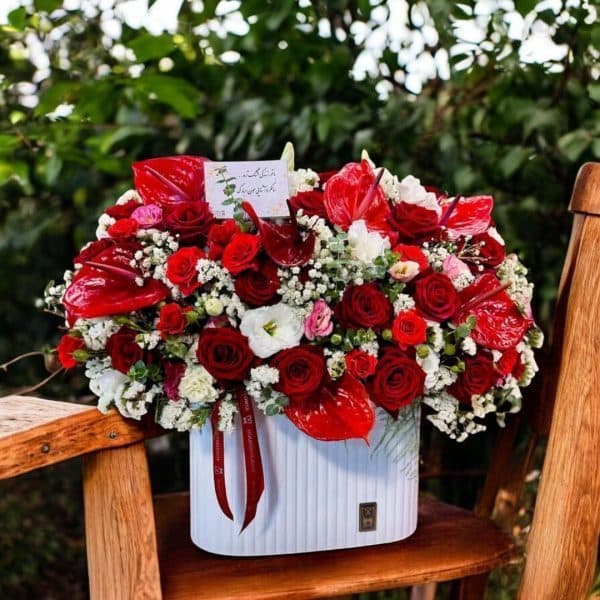 سفارش دسته گل برای قنادی لادن