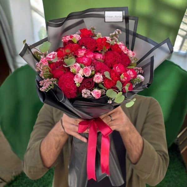ارسال گل طبیعی برای قنادی پاک تهران