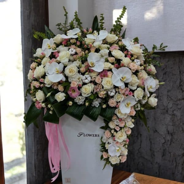 ارسال گل طبیعی برای مدرسه شهید صدوقی تهران