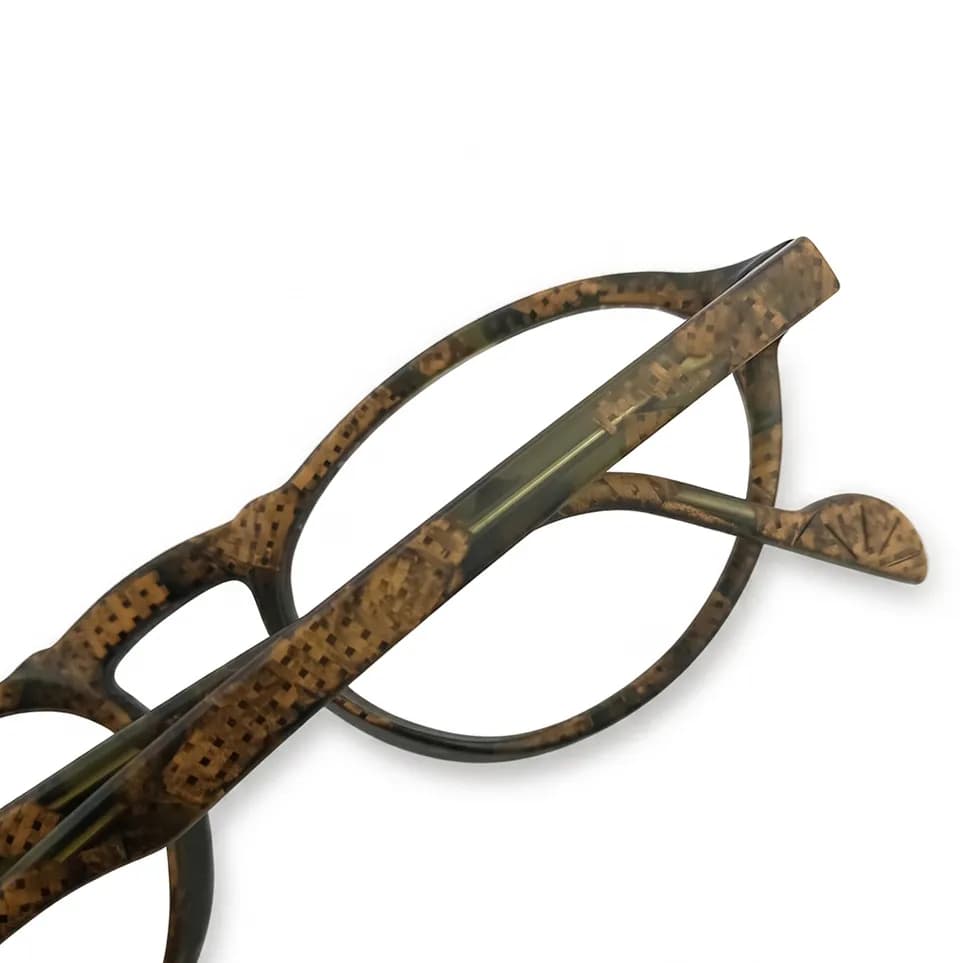 عینک طبی زنانه و مردانه Rodenstock مدل 7040 | فریم بیضی سبز زیتونی — تصویر ۷