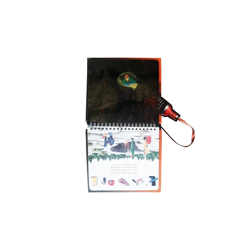 کتاب در اعماق غارها ( بازی با نور و رنگ ) — تصویر ۱۱