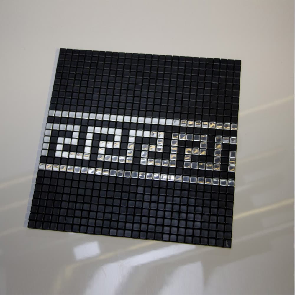 کاشی بین کابینتی پشت چسبی مشکی سیلور 30 سانتی کد 12471 — تصویر ۸