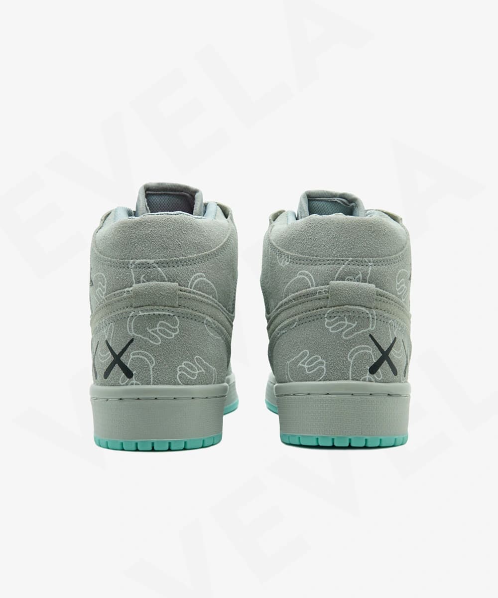 کفش کتونی نایک ایر جردن وان کاز Nike Air Jordan 1 Retro Kaws — تصویر ۷