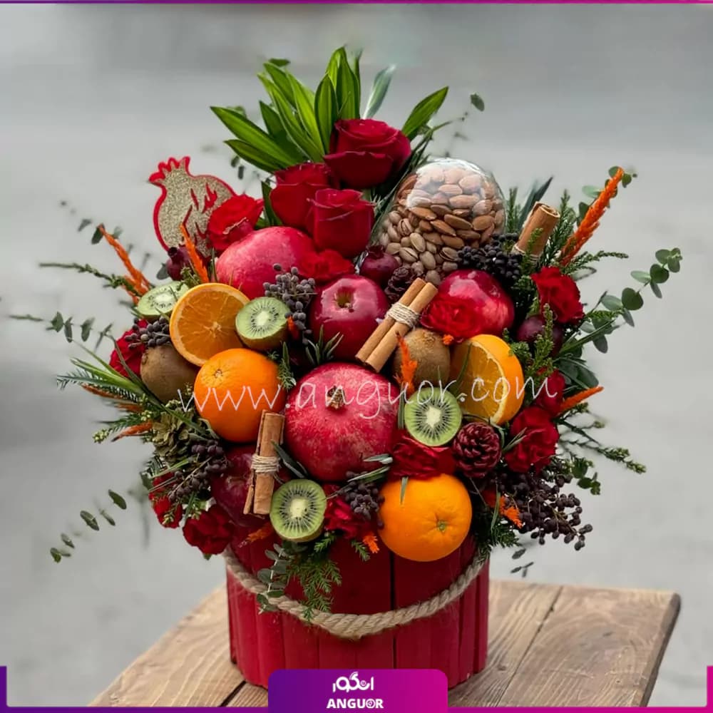 باکس گل و میوه سرخی یلدا