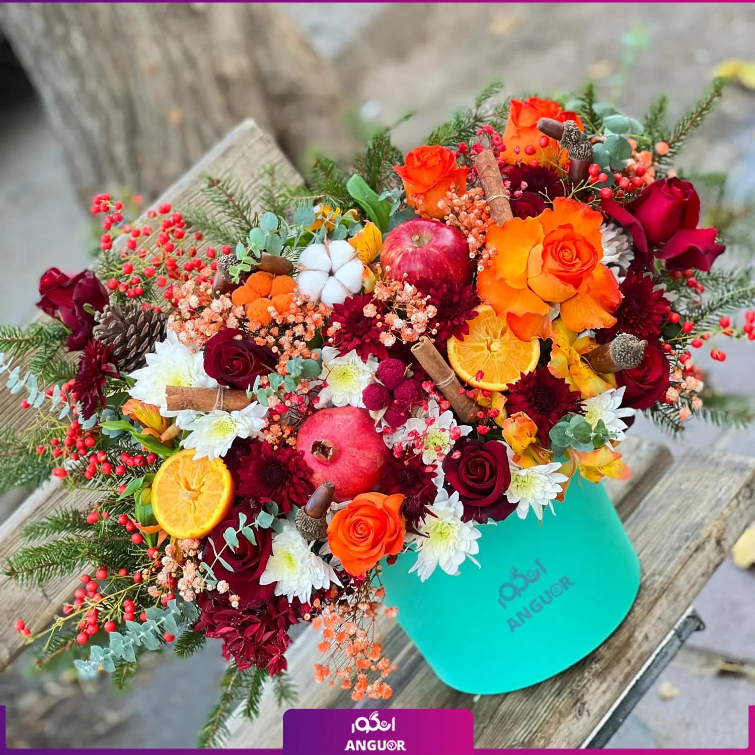 باکس گل عطر یلدایی — تصویر ۳