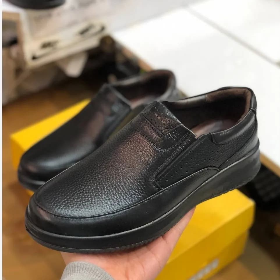 کفش چرم مردانه شامی تبریز مشکی رویه چرم طبیعی زیره پیو تزریق دو مرحله ای قالب بزرگ 6 ماه ضمانت — تصویر ۴