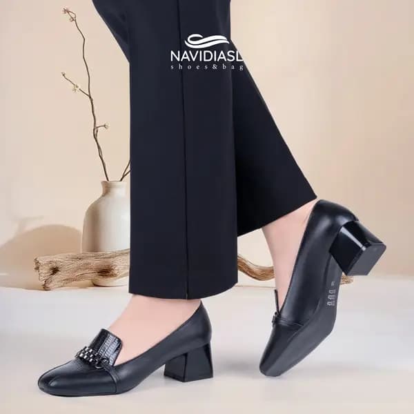 کفش چرم زنانه مدل کارتیا کد 3024001 — تصویر ۶