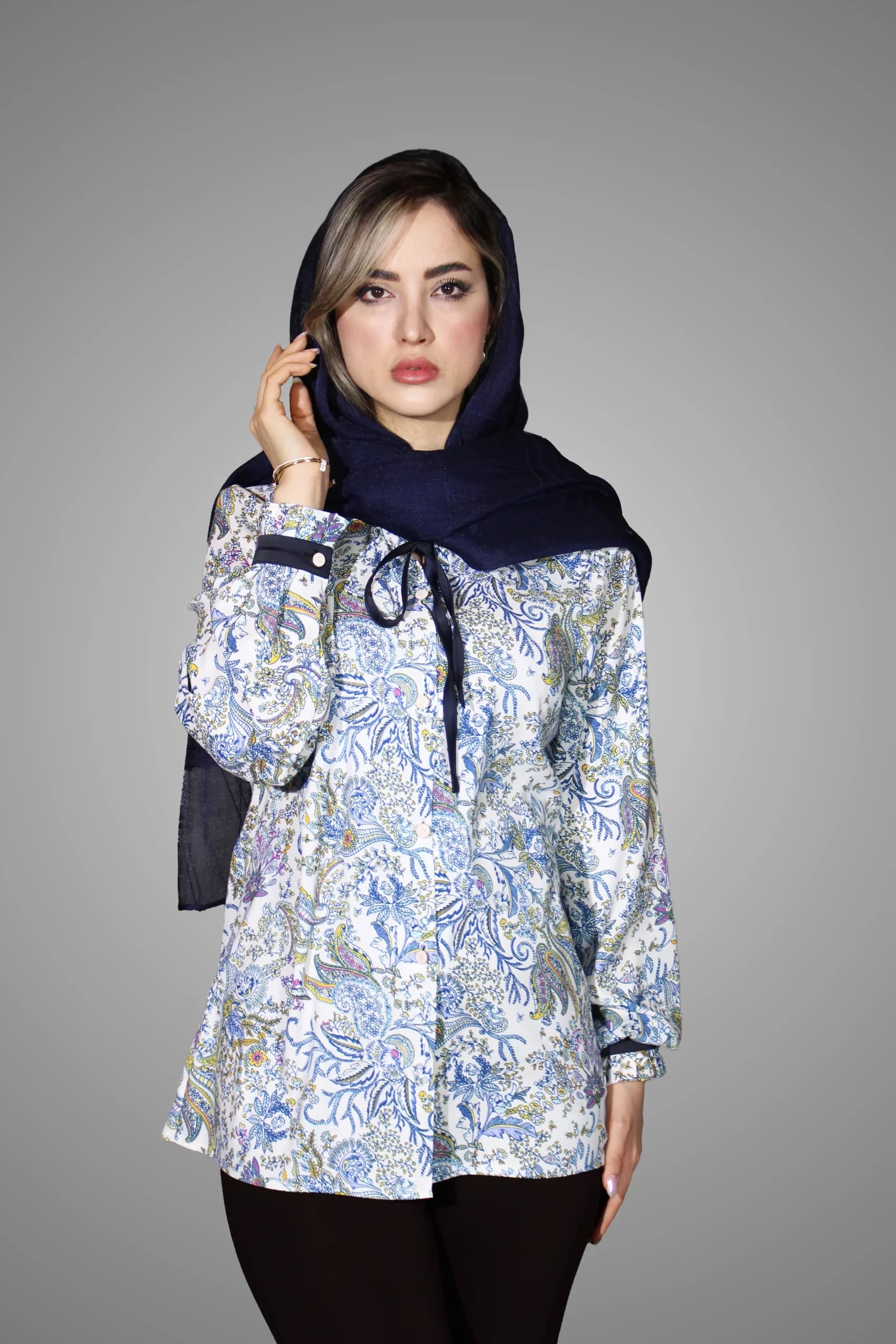 شومیز پاپیونی نیوان — تصویر ۳