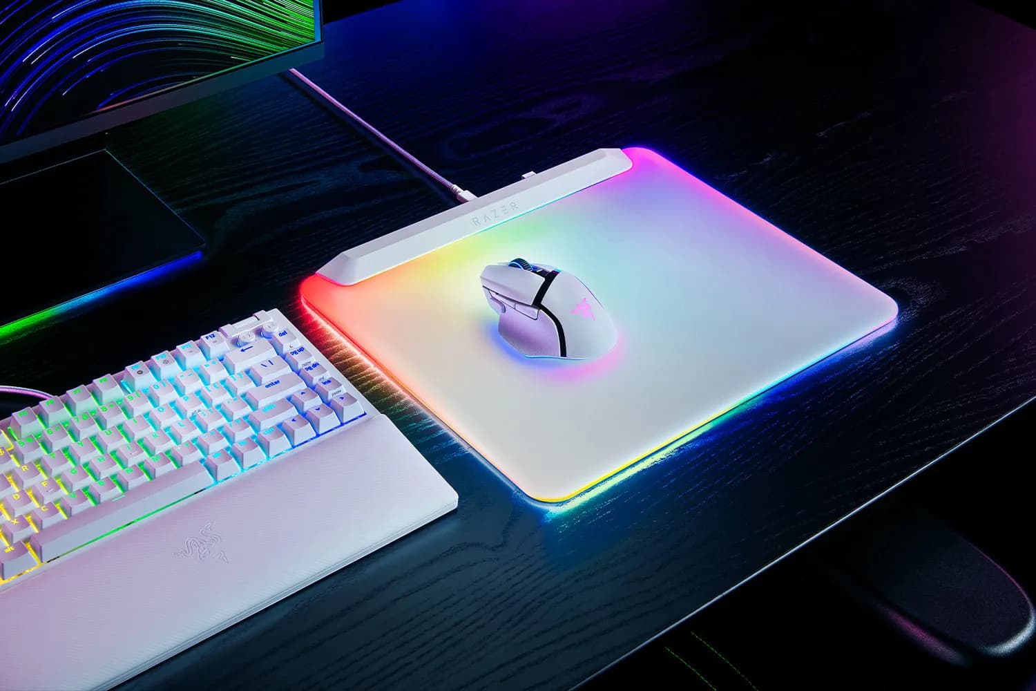 پد ماوس ریزر مدل Firefly V2 Pro سفید — تصویر ۹