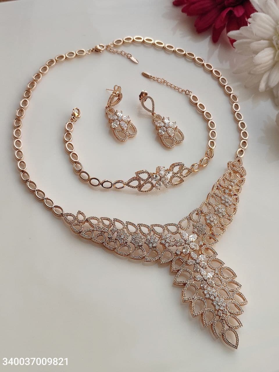 سرویس بدلیجات مجلسی زنانه نگین دار مارک ژوپینگ کیفیت عالی رنگ ثابت کد 2215253 — تصویر ۵