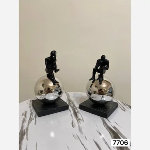 مجسمه دکوری گوی جفتی مشکی نقره ای