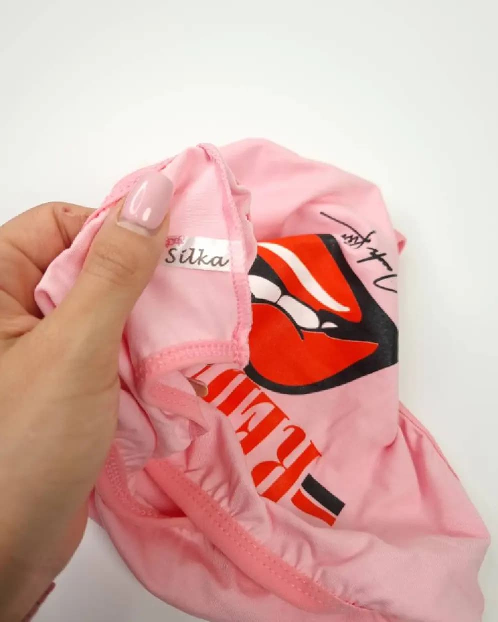 شورت زنانه پشت چاپ Lip Red — تصویر ۱۲