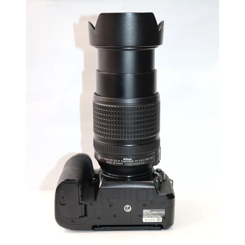 دوربین عکاسی نیکون مدل D7500 با لنز 18.140VR (استوک) — تصویر ۱۲