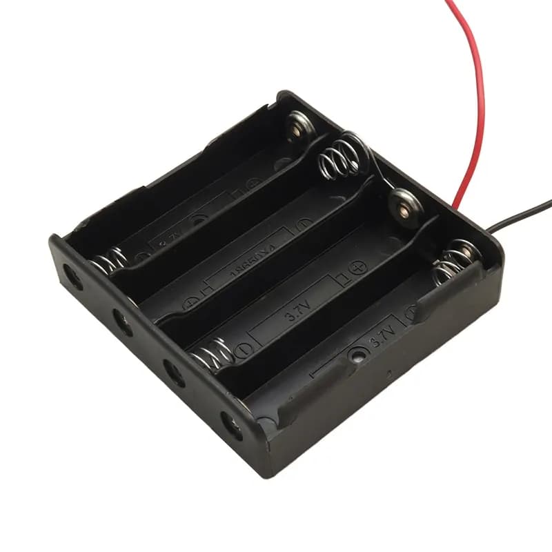 جاباتری چهار تایی باتری های لیتیوم یون 3.7V سایز 18650 — تصویر ۶