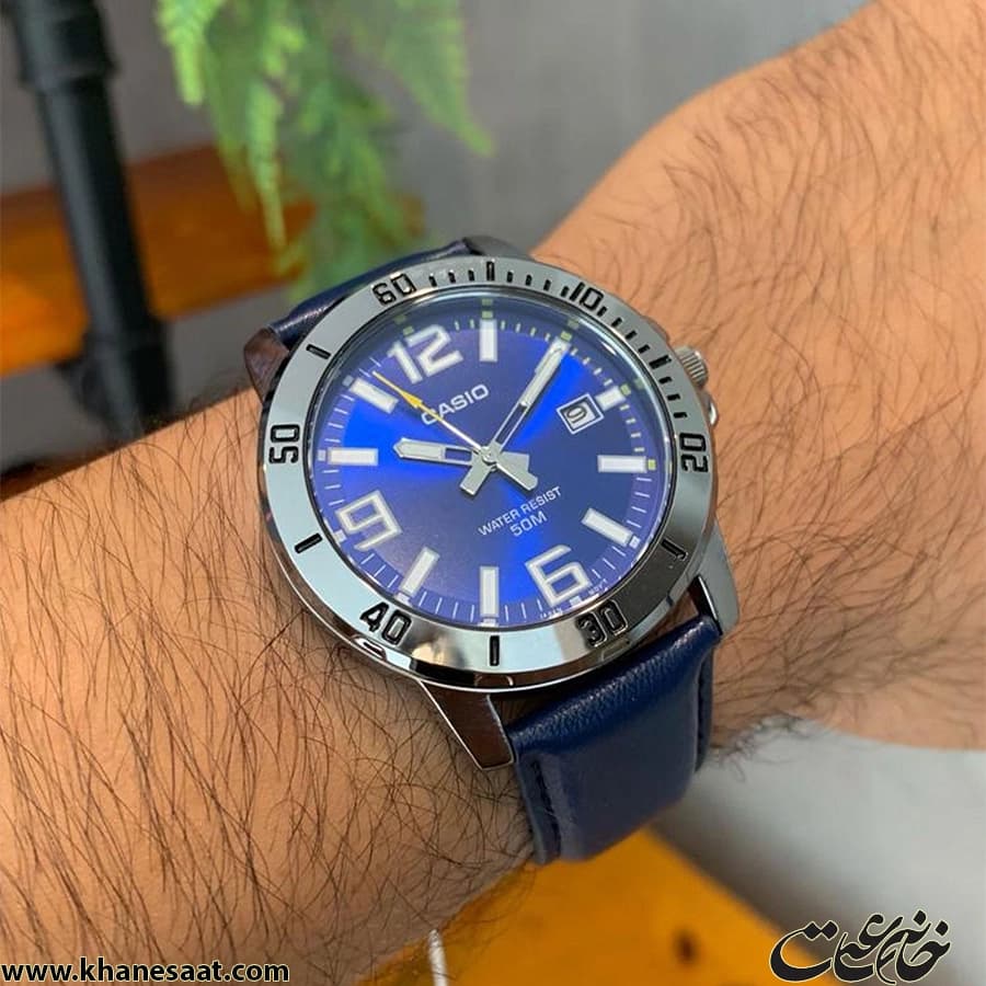ساعت مچی مردانه کاسیو مدل MTP-VD01L-2BVUDF — تصویر ۱۰