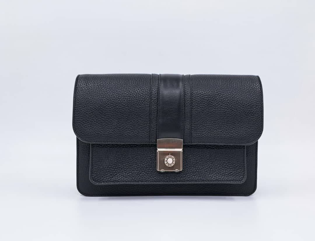 کیف دستی مردانه چرم طبیعی فریازان دکور مدل pa15 — تصویر ۵