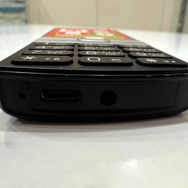 گوشی موبایل ژیواکو مدل F152 ظرفیت 32 مگابایت دو سیم کارت — تصویر ۵