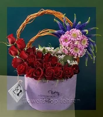 با هدیه گل برای تولد بدون حرف، احساس عشق و توجه را منتقل کن