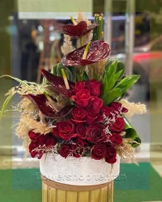 ترکیب جذاب تاج گل افتتاحیه لاکچری برای هدیه، دکور یا میز پذیرش