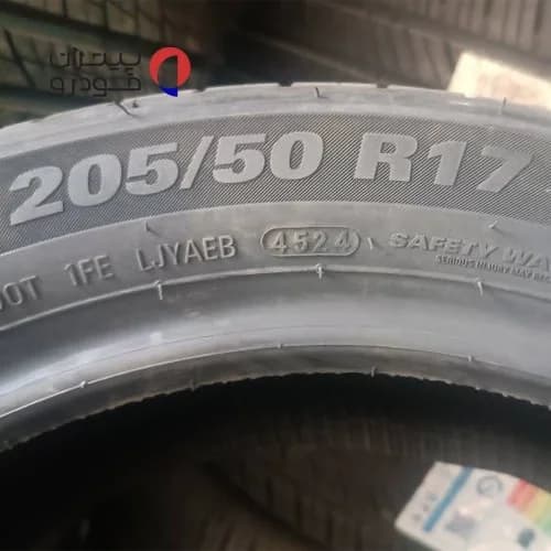 لاستیک کومهو 205/50/17 گل EcoWing ES33 [تاریخ 2025] — تصویر ۷