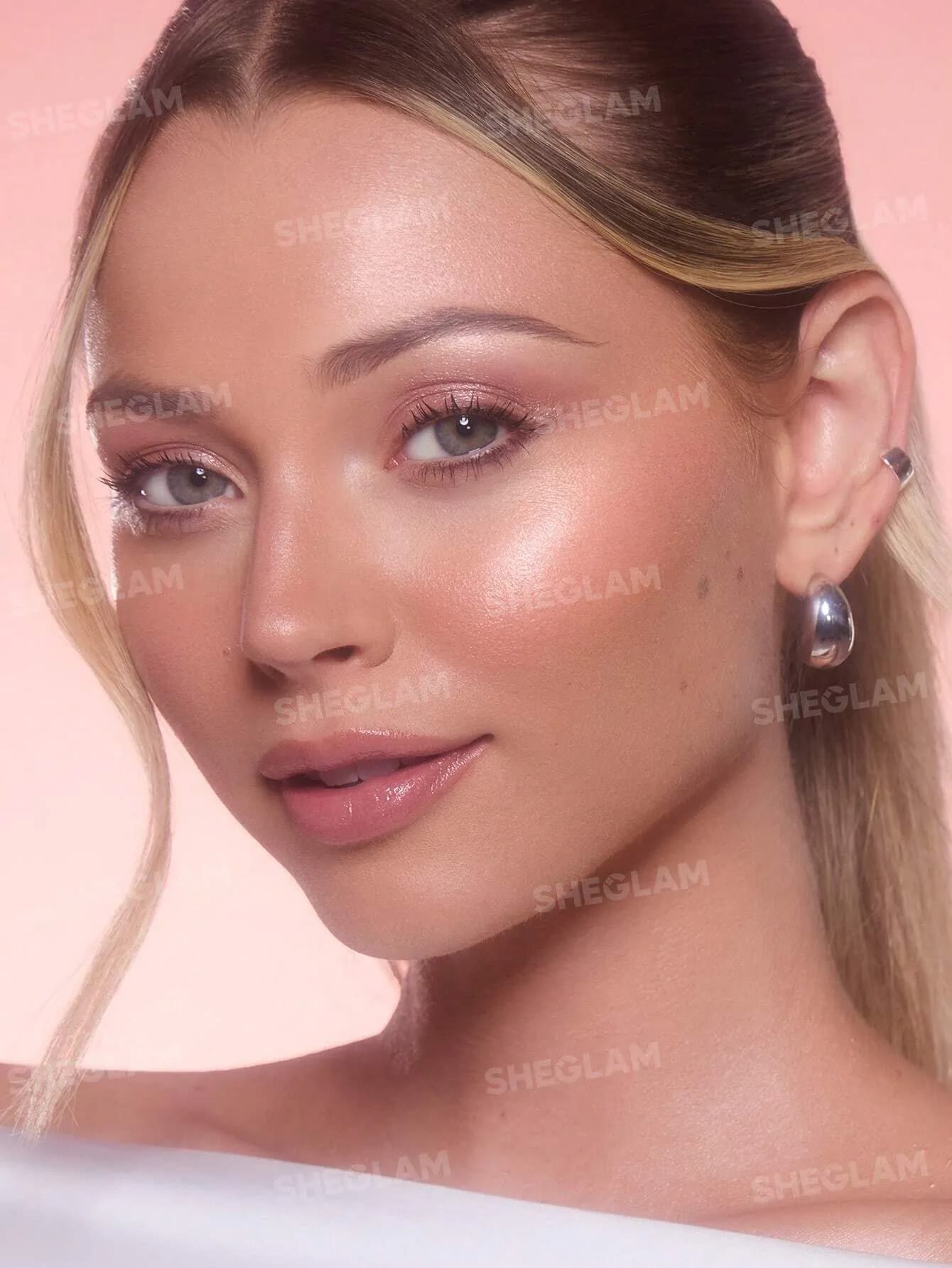 هایلایتر استیکی شیگلم مدل کره ای Buttery Bling رنگ Pink Satin — تصویر ۴