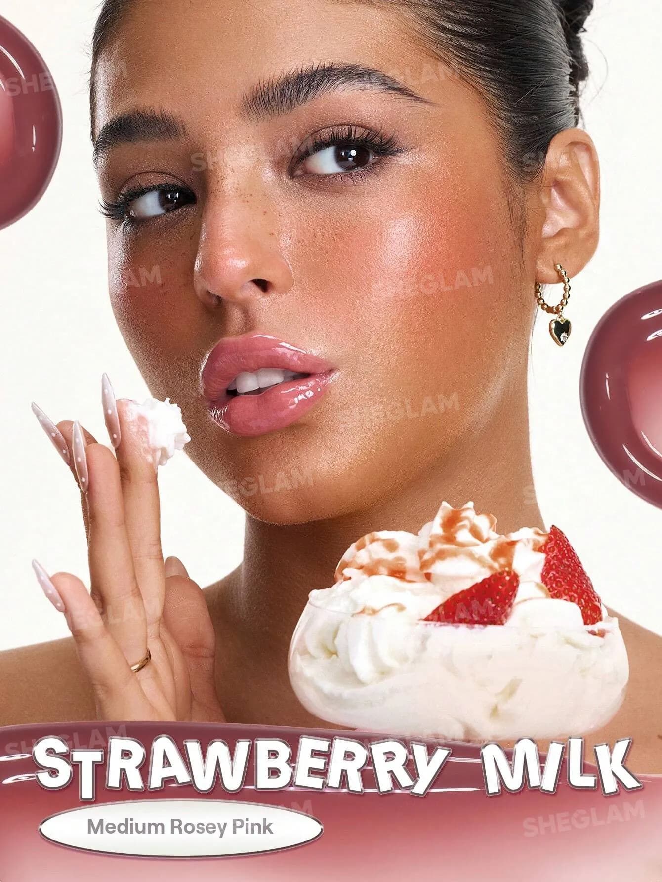 لیپ گلاس آینه ای مدل Glass Lock Air Gloss رنگ Strawberry Milk — تصویر ۱۰