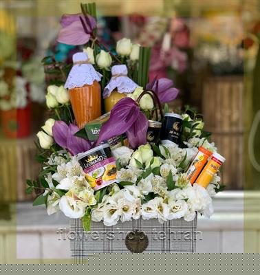 سفارش اینترنتی دسته گل بیمارستان نوزاد با بسته‌بندی هدیه‌ای و چشم‌نواز