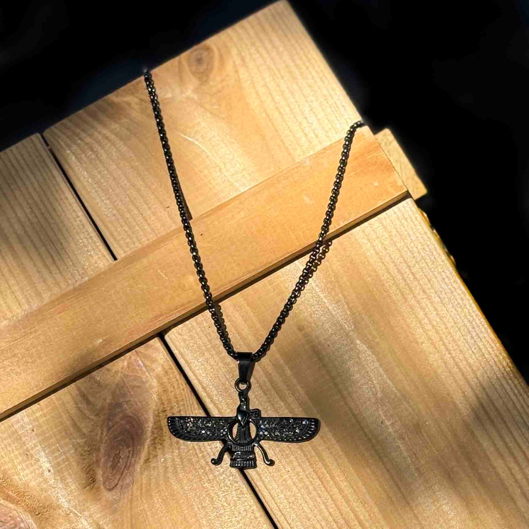 گردنبند استیل طرح کوروش کد (5256)