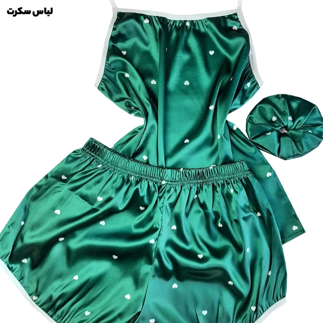 تاپ و شلوارک زنانه ساتن همراه با اسکرانچی 129 — تصویر ۲