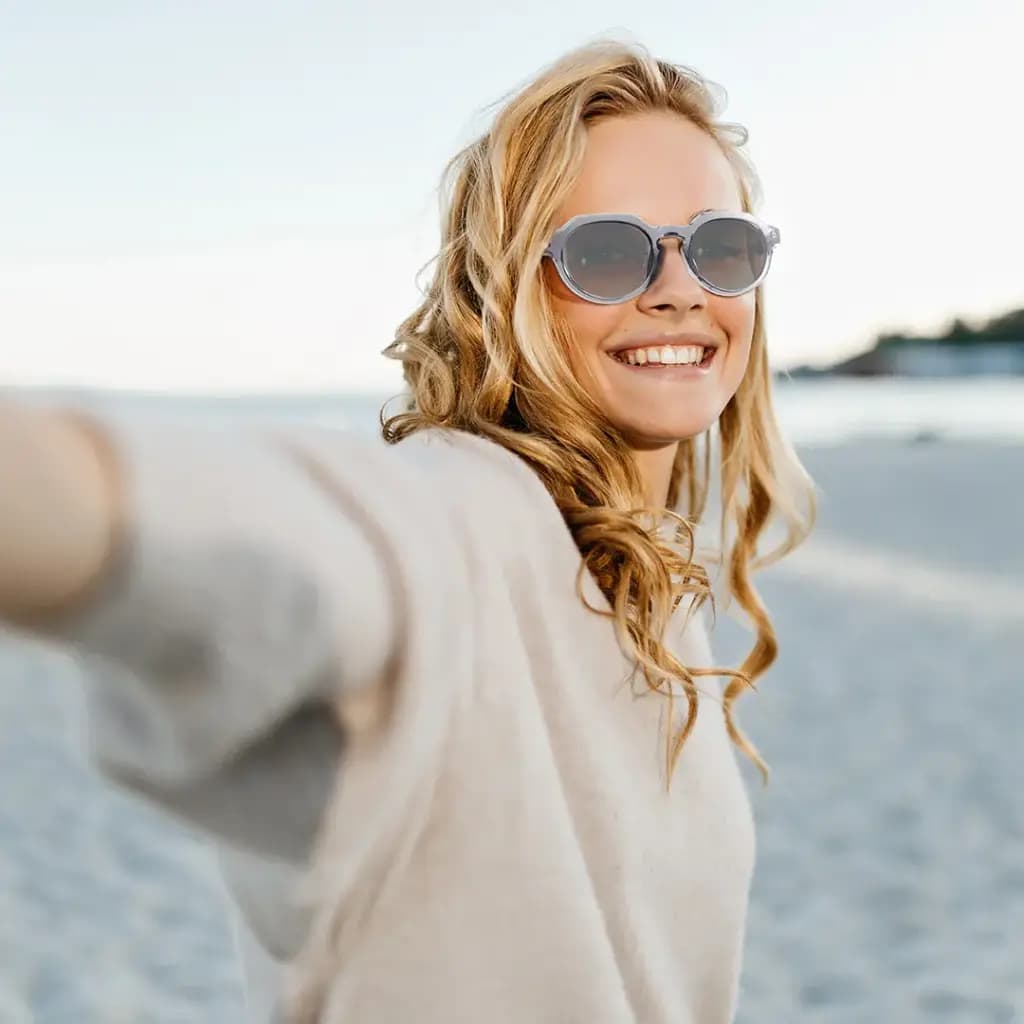 عینک آفتابی پلاریزه پرودو لايف استايل مدل Porodo Lifestyle Montago Polarized Lens Sunglasses – Silver — تصویر ۵
