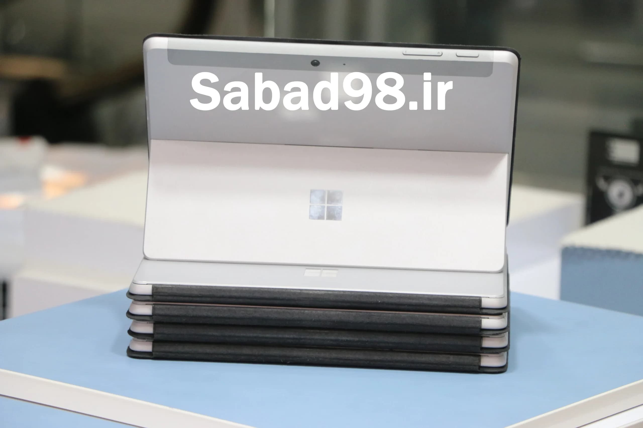 لپ تاپ Surface Go Pentium 4415Y | 8GB | SSD 128GB | Intel UHD | 10.5 inch Touch + Sim — تصویر ۴