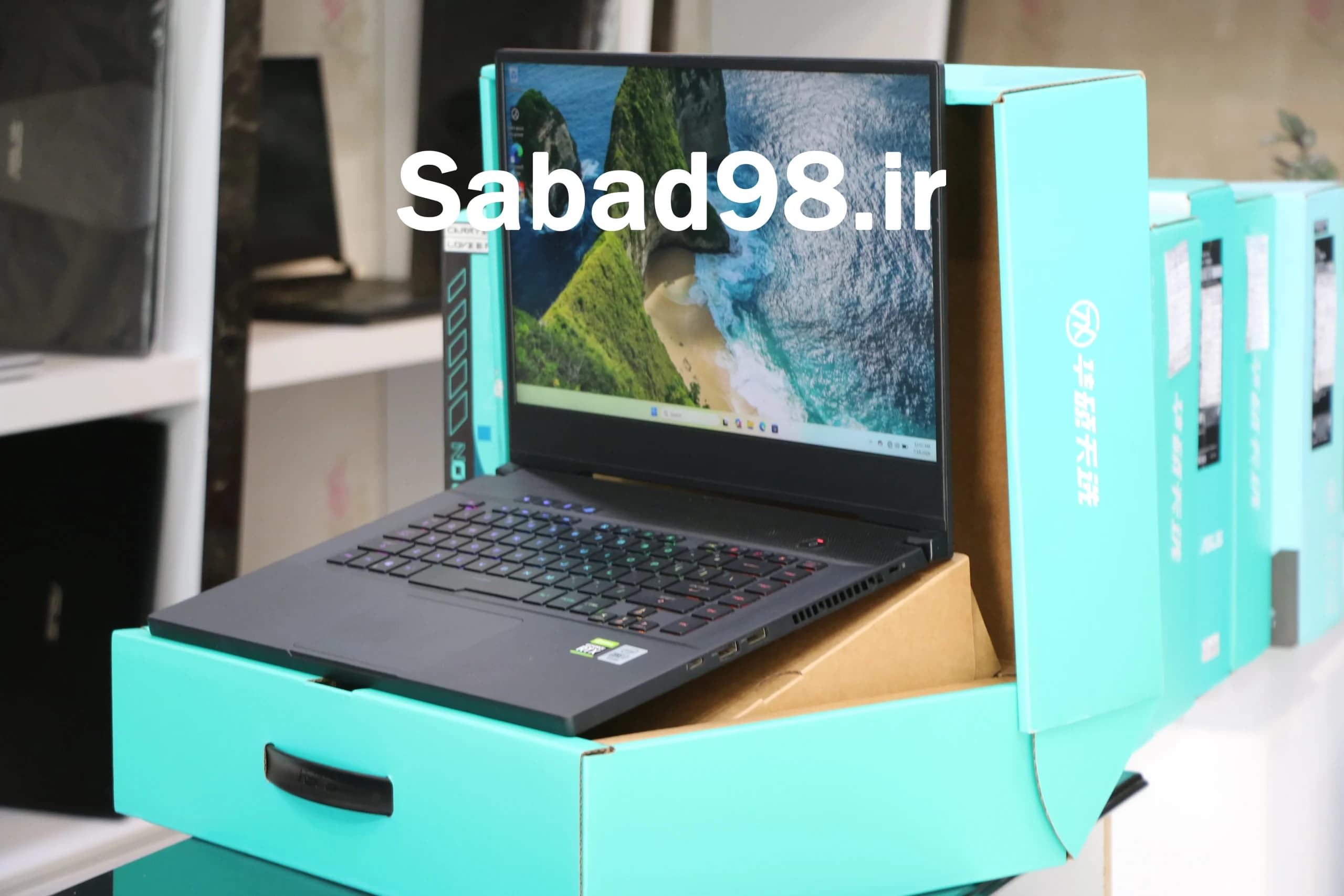 لپ تاپ Asus ROG Zephyrus M15 i7 10870H | 16GB | SSD 512GB | RTX2060 6GB | 15.6 inch FHD + Box — تصویر ۳