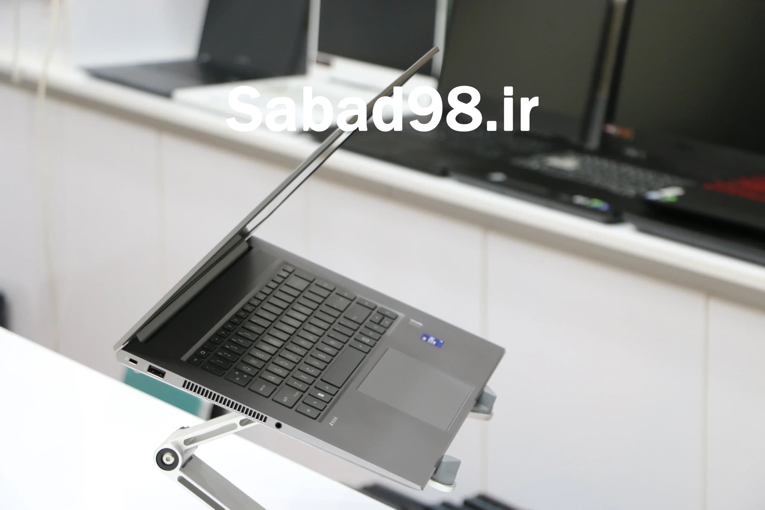 لپ تاپ HP Zbook Studio 15 G8 i9 11950H | 32GB | 512GB SSD | RTX A2000 4GB | 15.6 inch — تصویر ۵