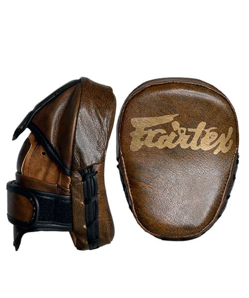 میت پنجه ایی نقطه زنی چرم طبیعی طرح FAIRTEX قهوه ای