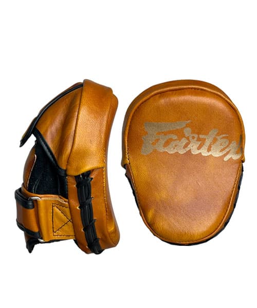 میت پنجه ایی نقطه زنی چرم طبیعی طرح FAIRTEX زرد — تصویر ۴