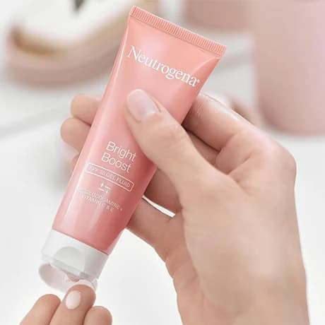 کرم ضد آفتاب روشن کننده Bright Boost نوتروژینا Neutrogena spf30 — تصویر ۴