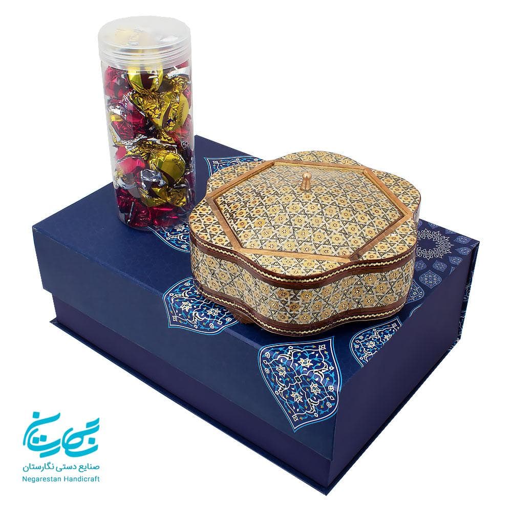 شکلات خوری خاتم کاری همراه با شکلات و جعبه هاردباکس