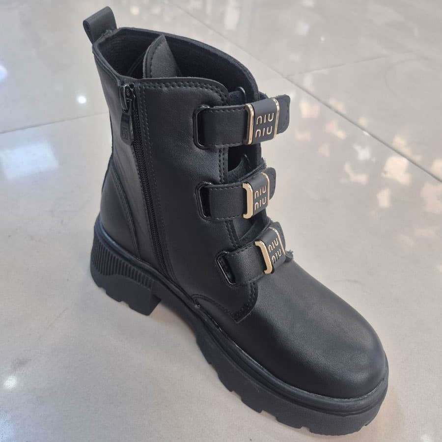 نیم بوت زنانه چسبی — تصویر ۲