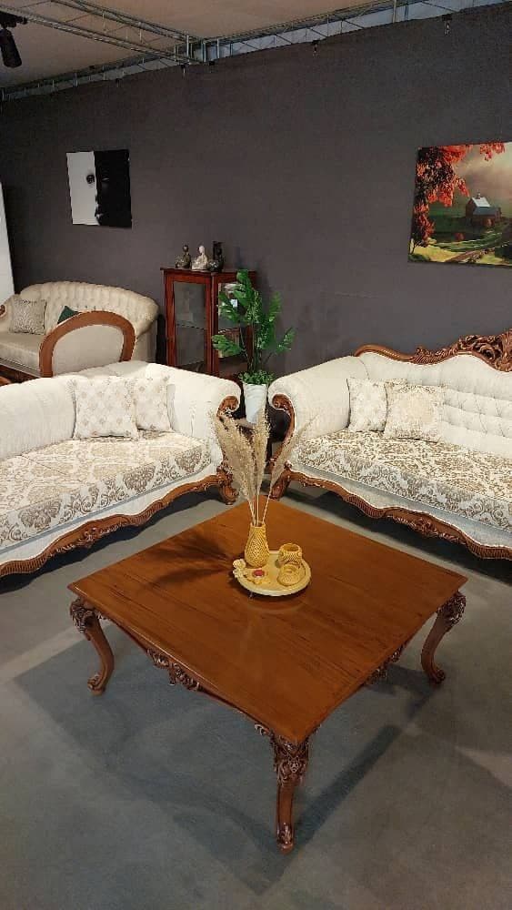 مبل ۸ نفره کلاسیک چوبی مدل