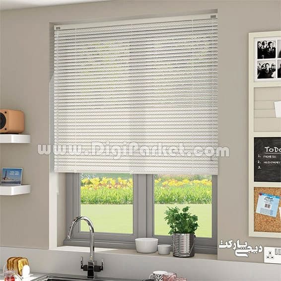 پرده کرکره فلزی پرفراژ کرم ۱۶ میلیمتری dp538