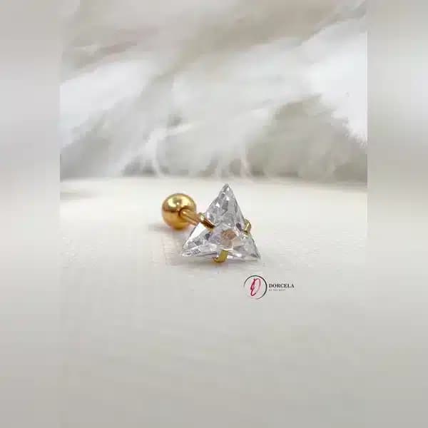 پیرسینگ گوش مثلث 3 پایه طلایی