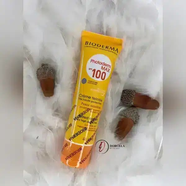 ضد آفتاب بیودرما رنگی spf 100 حجم 40 میل