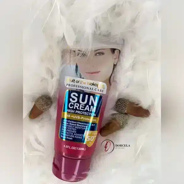 ضد آفتاب وکالی بی رنگ spf 50 اصل 130 میل